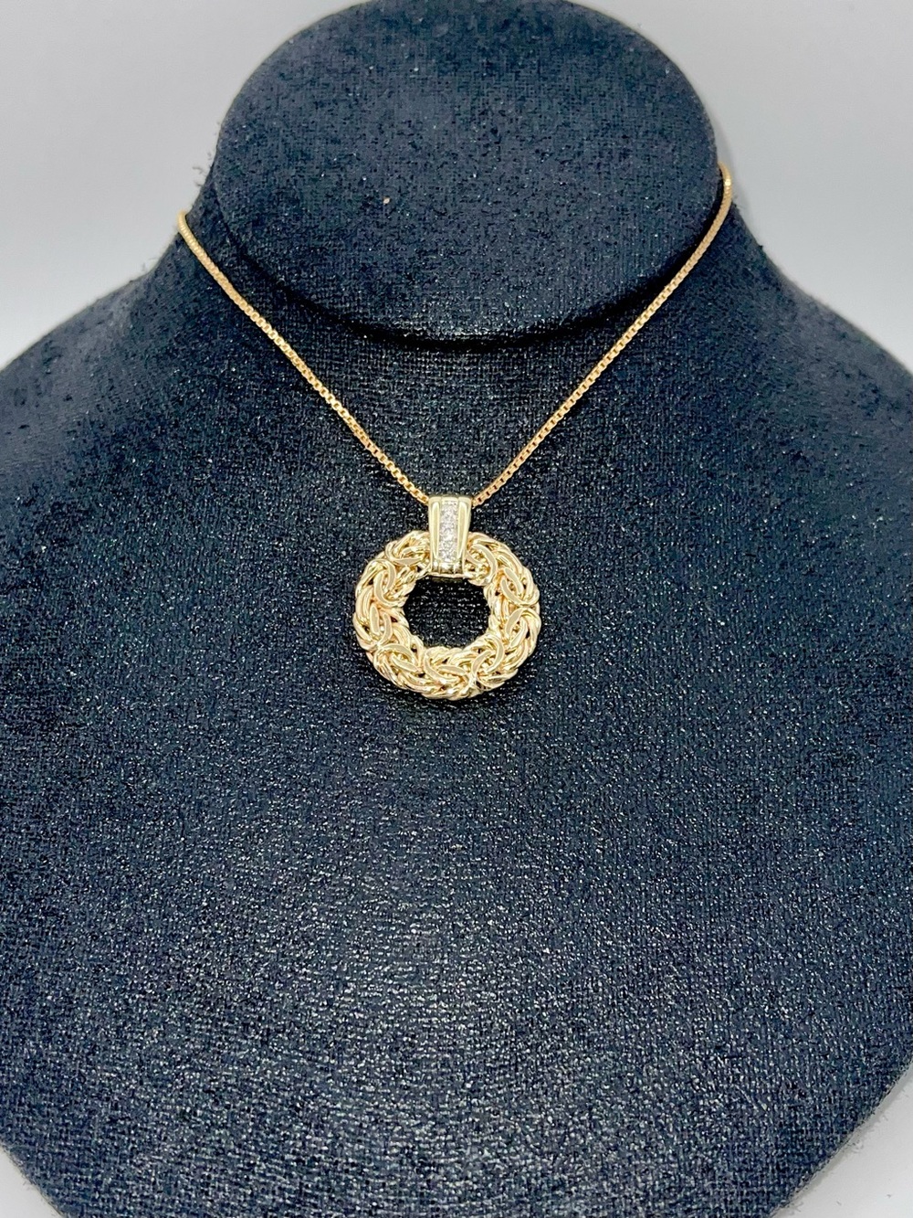 AK Atasay Kuyumculuk Turkey 14K Yellow Gold Byzantine Circle Pendant Necklace Es - Picture 7 of 16